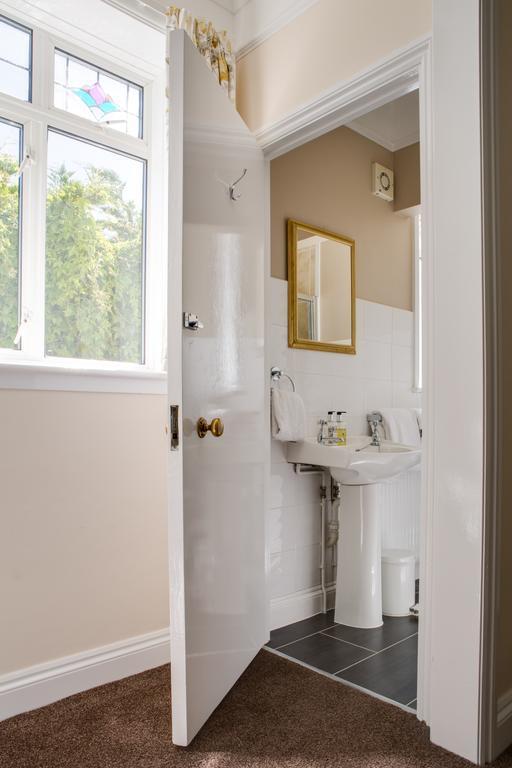 Harwood House B&B Great Dunmow Room photo